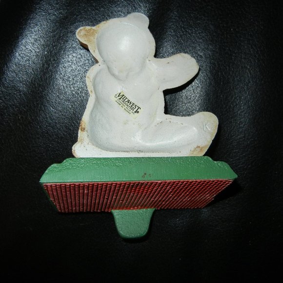 Vintage Midwest cast iron Brown Bear Christmas stocking holder (1) - Picture 3 of 3